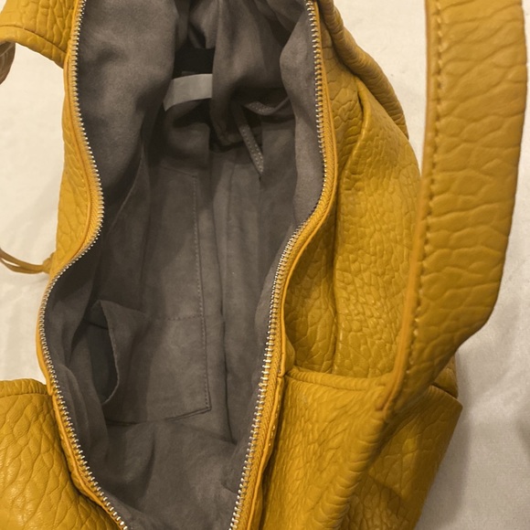 Vince Camuto Convertible Lamb Leather Pleated Tote Bag - Picture 4 of 6